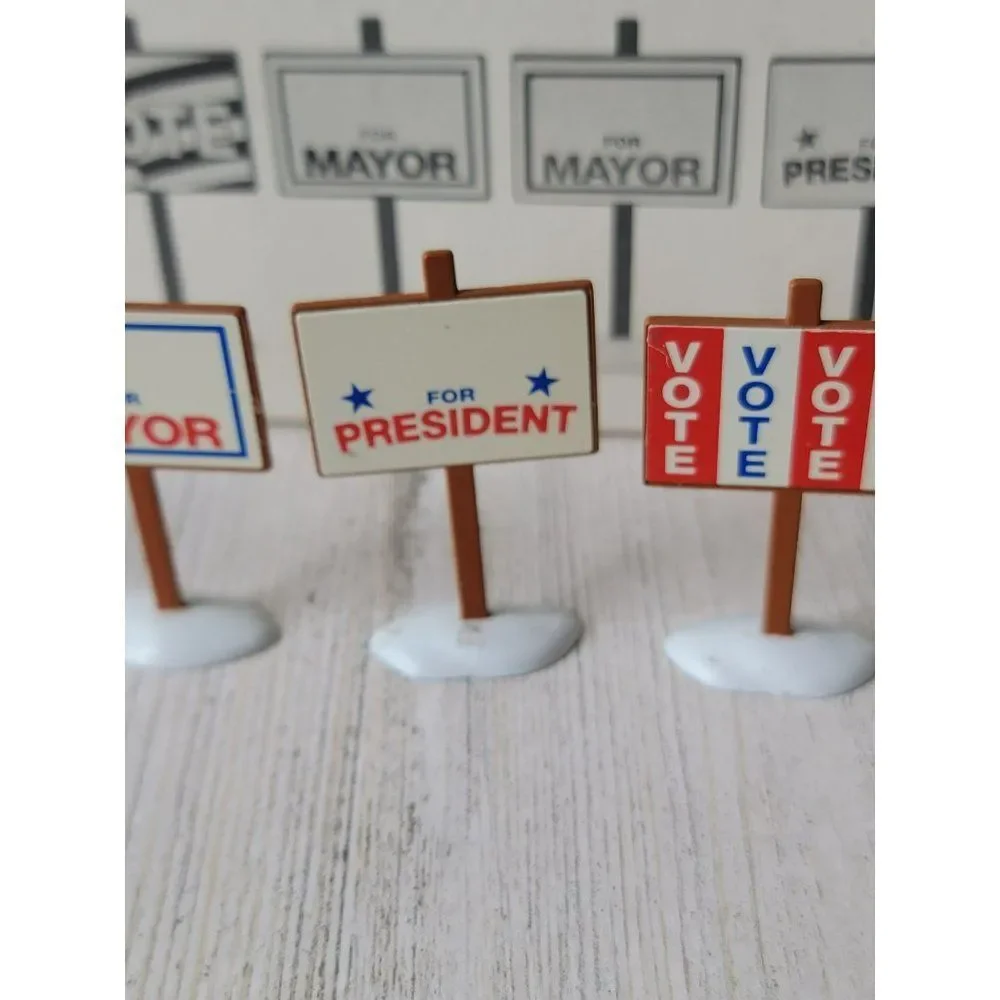 Dept 56 52599 Village Election Yard Signs snow accessory‎ Xmas set